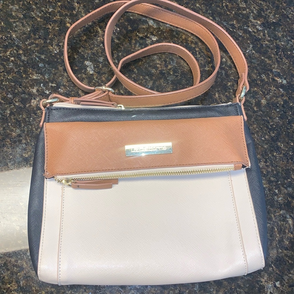 Liz Claiborne crossbody